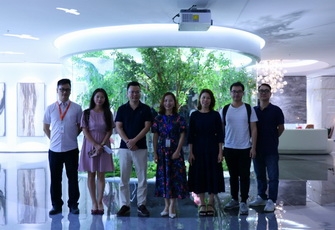 遇见设计|发掘午夜福利视频导航瓷砖的惊喜与乐趣